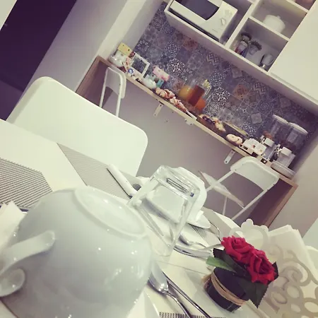 Le Stanze Dell'emiro فندق مبيت وإفطار *