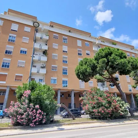 Apartment Molo Santa Lucia 248