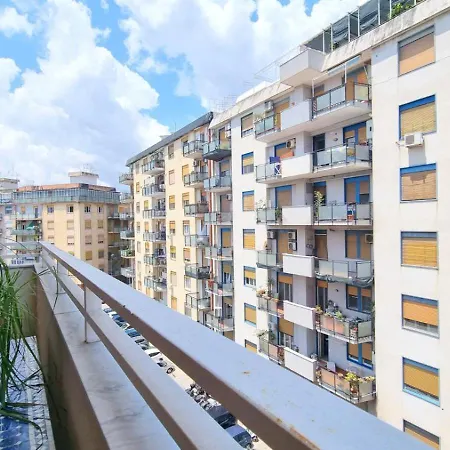 Apartment Molo Santa Lucia 248