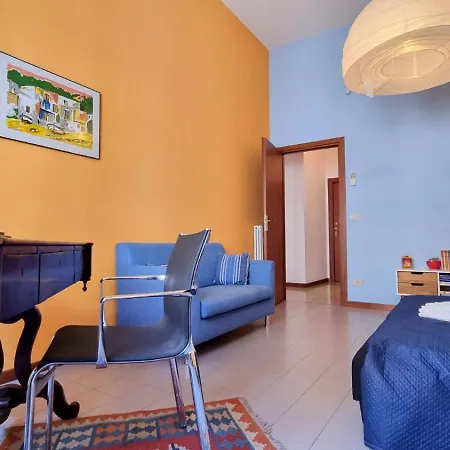 Molo Santa Lucia 248 Apartment Palermo