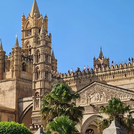Lägenhet La Loggia Dei Re Palermo