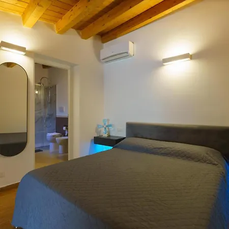 Maquedino & Terrace - Cozy Loft Guest house *