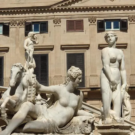 Apartment Piccola E Dimora Del Teatro Massimo Palermo