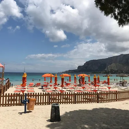 Appartamento Intero In Centro Citta Via Liberta-piazza Croci-teatri Politeama E Massimo Palermo