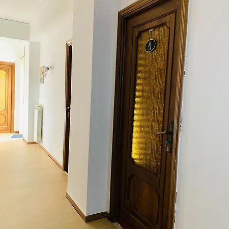 - - Sostegno D'amore Appartamento *