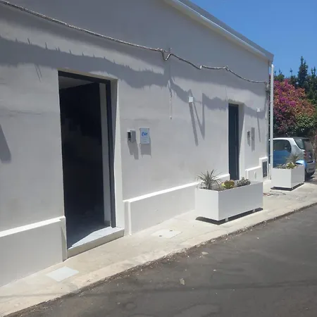 Rys Mondello House Appartamento