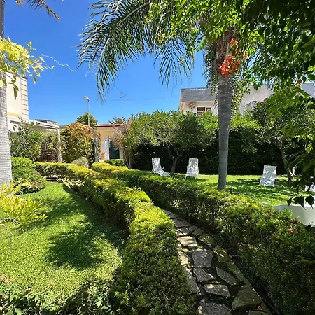 Saline - Luxury Garden Mondello Palermo