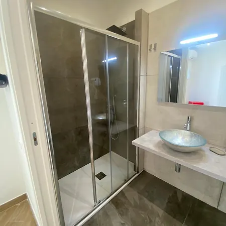 Pindemonte Apartamento *