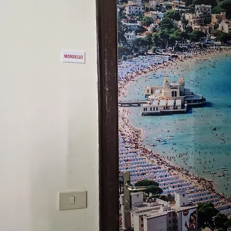 Arco Di Trionfo فندق مبيت وإفطار 3*