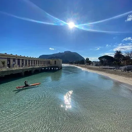 Rys Mondello House * Palermo