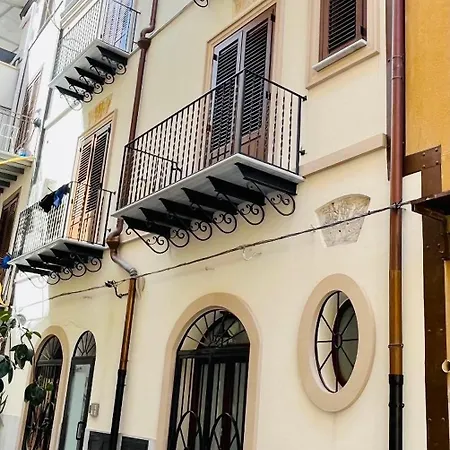 Apartment Sikelia Centro *