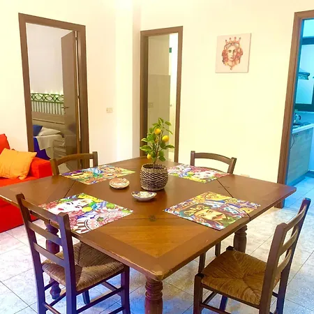 A Un Passo Dal Massimo 1 Apartment Palermo