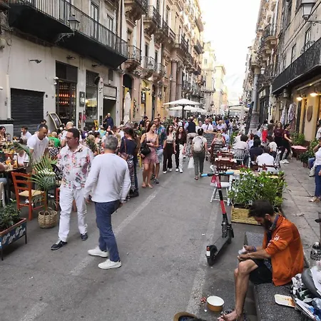 La Vucciria Di Guttuso Palermo