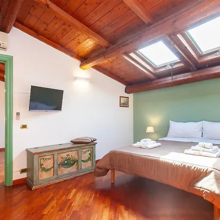 Apartment Politeama House Historic Center Palermo