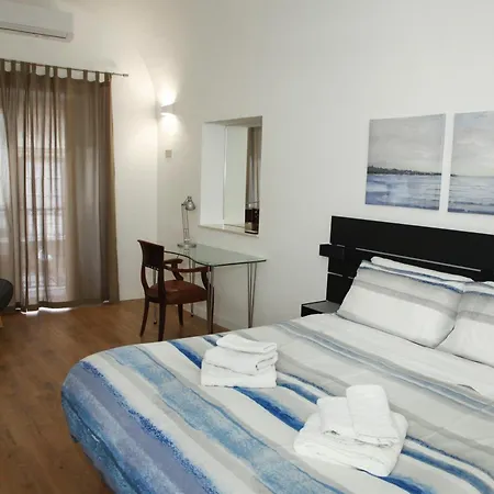 Quattro Canti - Residenza Santa Caterina * Palermo
