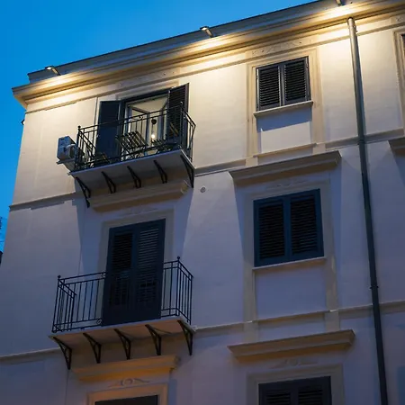 La Casa Di Louis * Palermo
