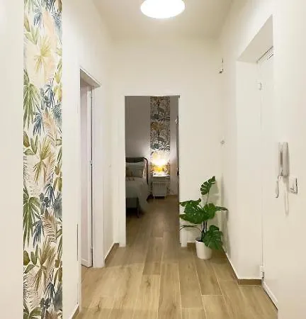 Light Apartment Palermo