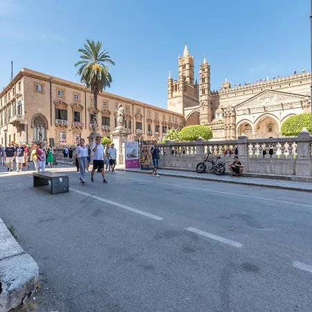 Apartment Musico At The Cathedral By Wonderful Italy