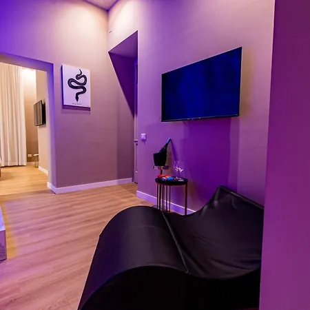 Maximum Hub Suite&spa 2*