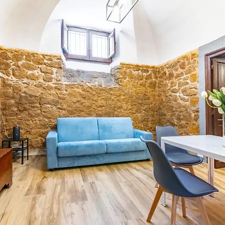 Stone Charisma: Lovely X6 Apartment