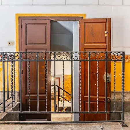 Apartment Stone Charisma: Lovely X6 Palermo