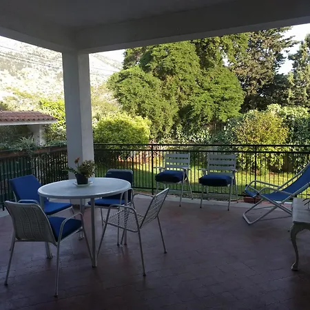 Apartment Rosalba - Cheap And Characteristic