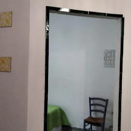 Casetta Blu Mondello Zona Partanna