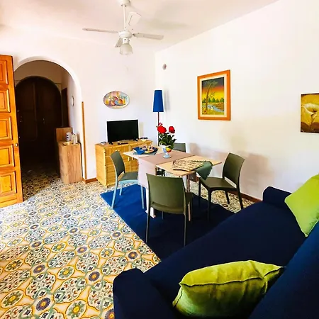 Holiday home Casa A Mare La Stalletta Palermo