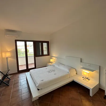 Apartment Sara Mondello Garden Level Palermo
