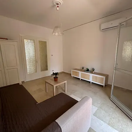 4 Country Side - Center Apartment *