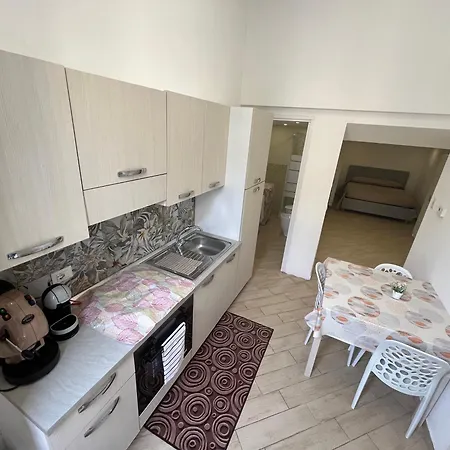 Casa Da Marzia Apartment *