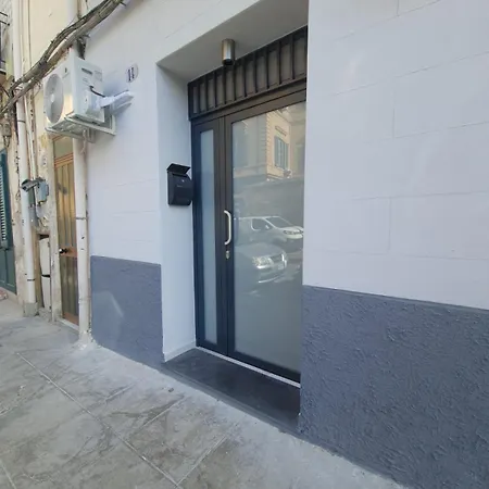 Private House 14 Apartment *