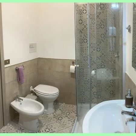 Kalos Guest house *