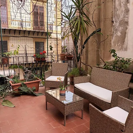 Palazzo Del Bono Bed and breakfast Palermo