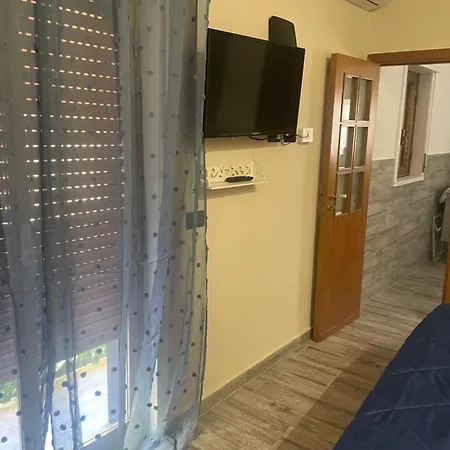 Nocleg ze śniadaniem Fronte Mare Arenella