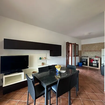 Sara Mondello Garden Level Apartment *