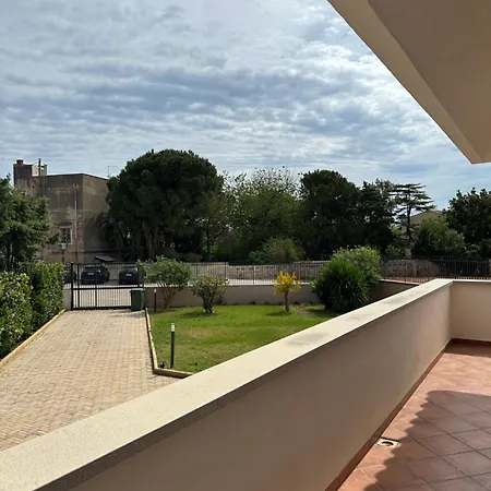 Sara Mondello Garden Level Apartment *