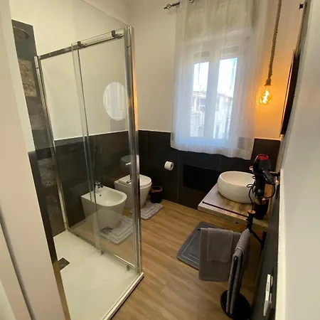 Apartment Di Fronte Zisa