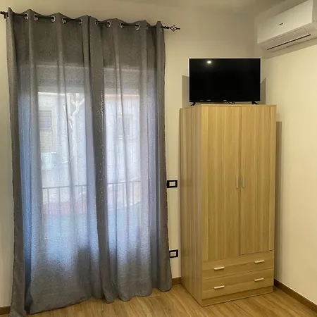 Di Fronte Zisa Apartment