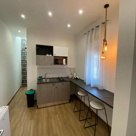 Apartment Di Fronte Zisa *
