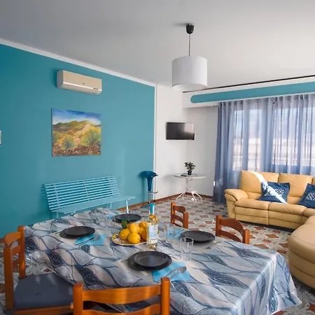 Sunsea House *
