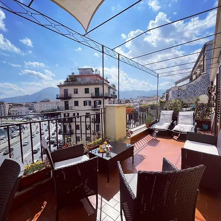 Apartment Kasa Kala Attico Con Terrazza *