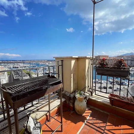 Apartment Kasa Kala Attico Con Terrazza
