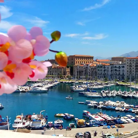 Kasa Kala Attico Con Terrazza * Palermo