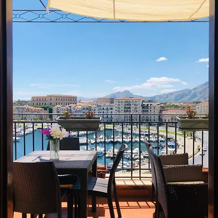 Kasa Kala Attico Con Terrazza Apartment *