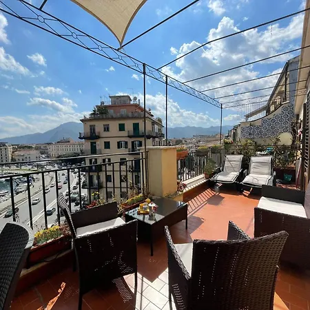Apartment Kasa Kala Attico Con Terrazza