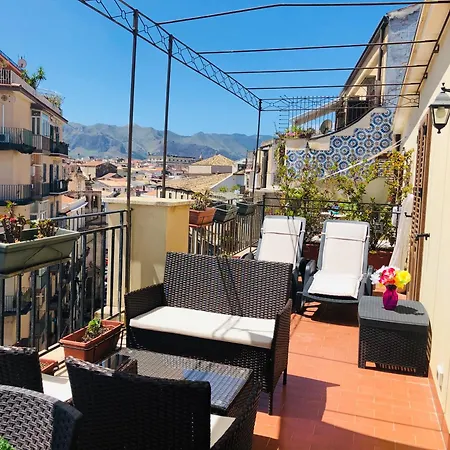 Kasa Kala Attico Con Terrazza * Palermo