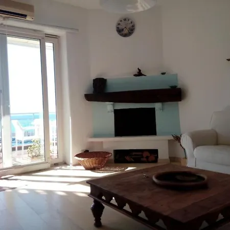 Apartment Scalo17 *