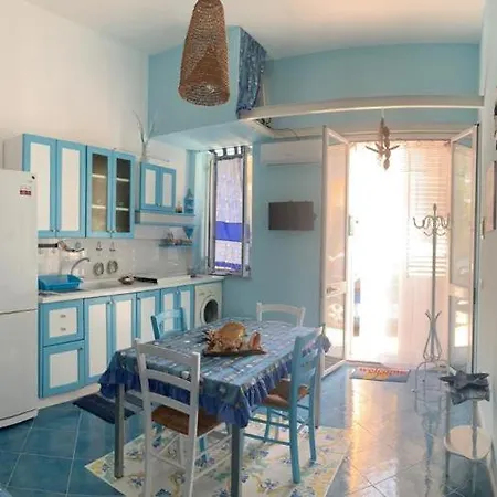 Casa Al Mare Sferracavallo Holiday home Palermo