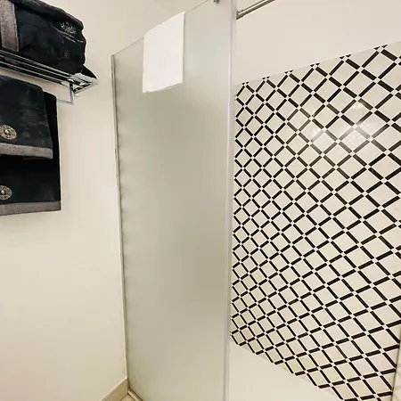 Palazzo Del Poeta - Dimora Contemporanea Casa de hóspedes 2*